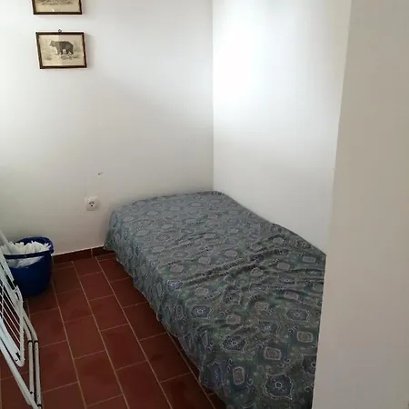 Martonvendeghaz 2 *