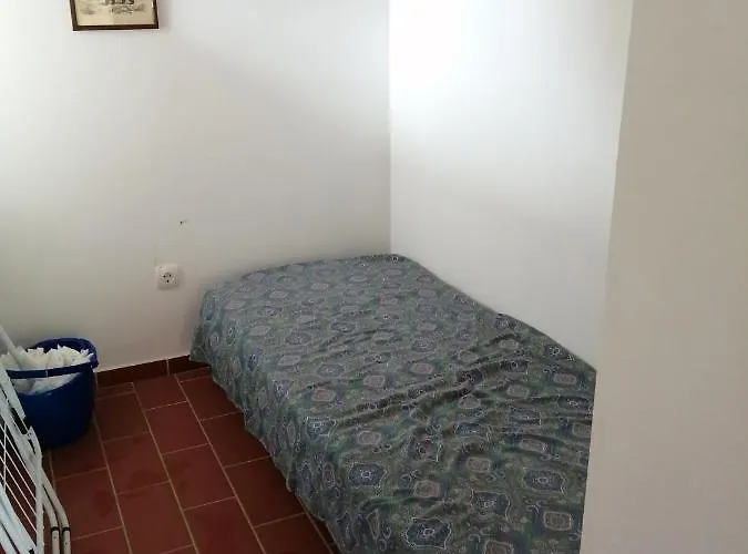 Martonvendeghaz 2 *